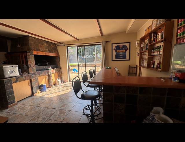 4 BEDROOM HOUSE FOR SALE IN MALMESBURY RURAL